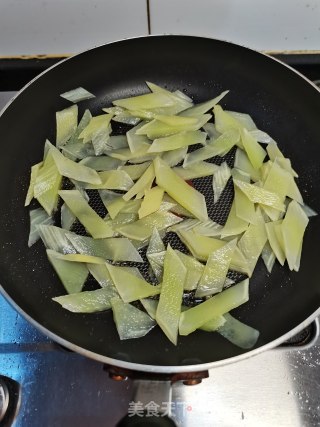 清炒莴笋的做法步骤：4
