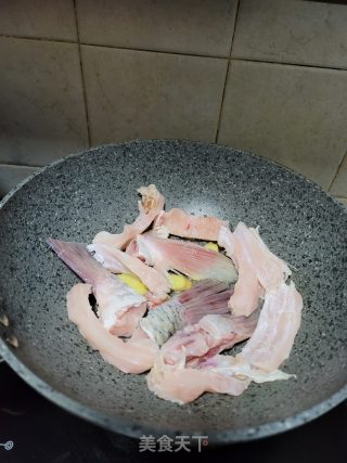 香煎鱼骨的做法步骤：4