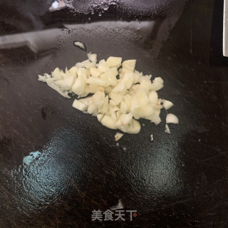 黄豆酱炒白茄瓜的做法步骤：3