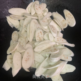 黄豆酱炒白茄瓜的做法步骤：5