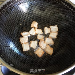 花生芽炒香干的做法步骤：2