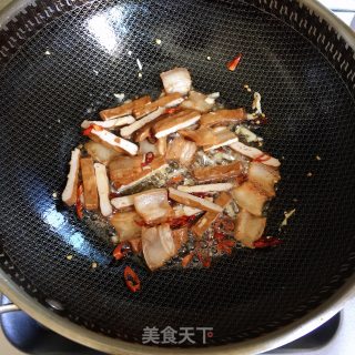 花生芽炒香干的做法步骤：4