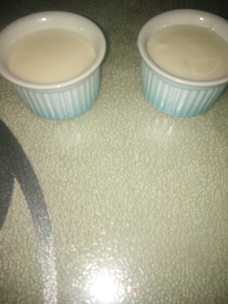 草莓红花杯子蛋糕的做法步骤：8