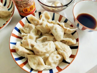 猪肉虾仁圆白菜饺子的做法步骤：20