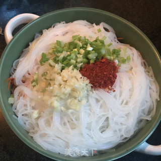 胡萝卜拌粉丝的做法步骤：6