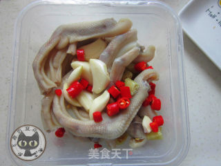 泡鸭掌的做法步骤：7