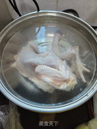 手撕盐焗鸡的做法步骤：3