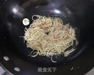 清炒茭白的做法步骤：10