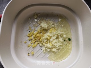 蒜蓉龙虾盖浇面的做法步骤：10