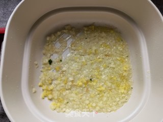 蒜蓉龙虾盖浇面的做法步骤：11