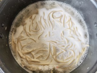 蒜蓉龙虾盖浇面的做法步骤：19