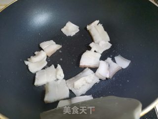 老干妈蒸肉的做法步骤：2
