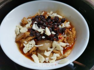 老干妈蒸肉的做法步骤：10