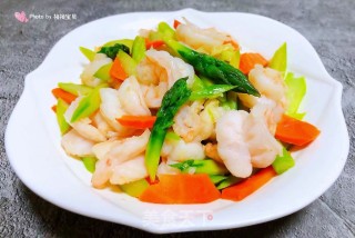 #清淡美食#芦笋炒虾仁的做法步骤：11