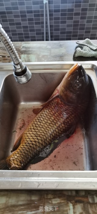 炸鱼鳞的做法步骤：1