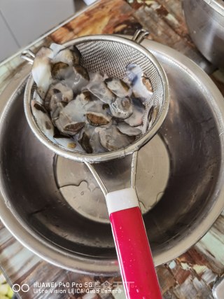 炸鱼鳞的做法步骤：4
