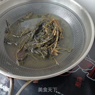 梅菜肉饼的做法步骤：2