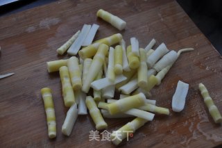 泡椒竹笋的做法步骤：3