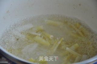 泡椒竹笋的做法步骤：4
