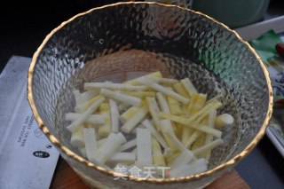 泡椒竹笋的做法步骤：5