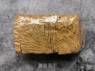 香菜红油豆腐丝的做法步骤：1