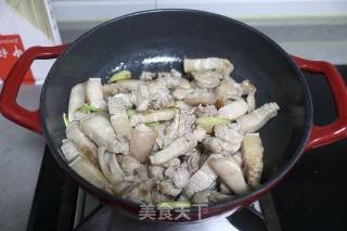 五花肉炖小土豆的做法步骤：4