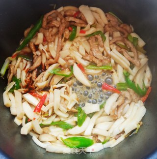 杏鲍菇炒肉的做法步骤：15
