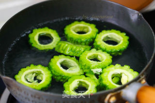苦瓜酿肉的做法步骤：5