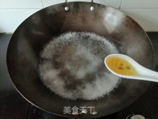 西蓝花炒蛋皮的做法步骤：6