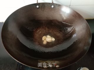 西蓝花炒蛋皮的做法步骤：10