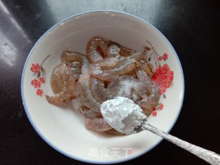 葱爆虾仁的做法步骤：3