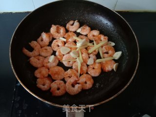 葱爆虾仁的做法步骤：11