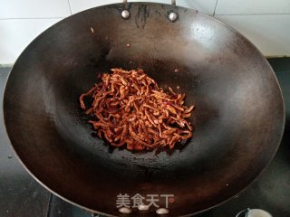 姜丝香菜炒肉丝的做法步骤：6