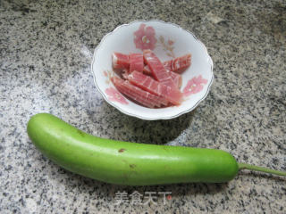 火腿片夜开花煮铁棍山药粉条的做法步骤：2