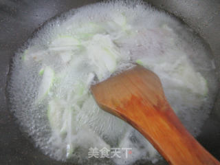火腿片夜开花煮铁棍山药粉条的做法步骤：7