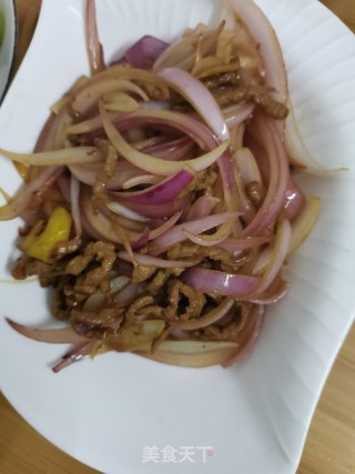 肉丝炒洋葱的做法步骤：7