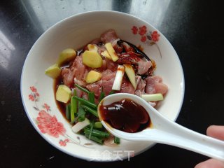 牙签肉的做法步骤：5