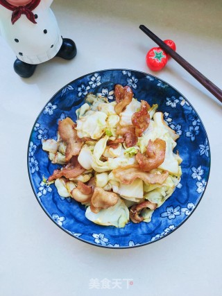 五花肉炒包菜的做法步骤：11