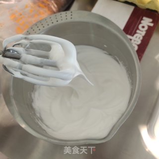 热带风情水果慕斯（椰子百香果）的做法步骤：1