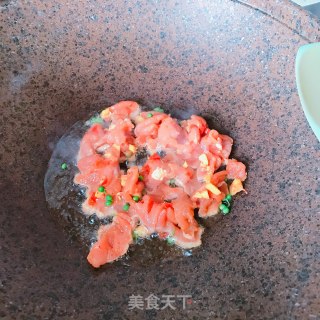 洋葱炒瘦肉片的做法步骤：3