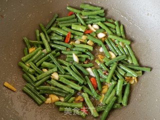 豇豆藜麦炒饭的做法步骤：6