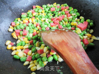 佐餐盐方玉米粒炒毛豆的做法步骤：8