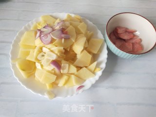 蚝油土豆片的做法步骤：1
