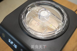草莓冰激淋的做法步骤：6