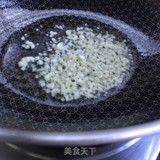 蒜头油炒茼蒿的做法步骤：5
