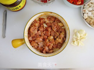 酱辣杏鲍菇牛肉粒❗️开胃下饭真过瘾的做法步骤：5