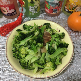 油渣蒜蓉炒西兰花的做法步骤：7