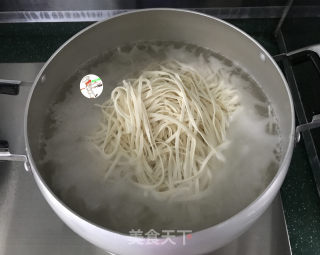 黄瓜火鸡酱拌面的做法步骤：9