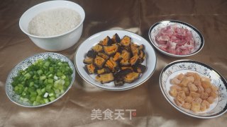 海参瑶柱粥的做法步骤：1
