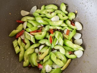 橄榄油炒黄瓜的做法步骤：9